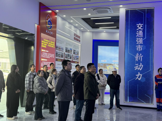 20251126180200369001